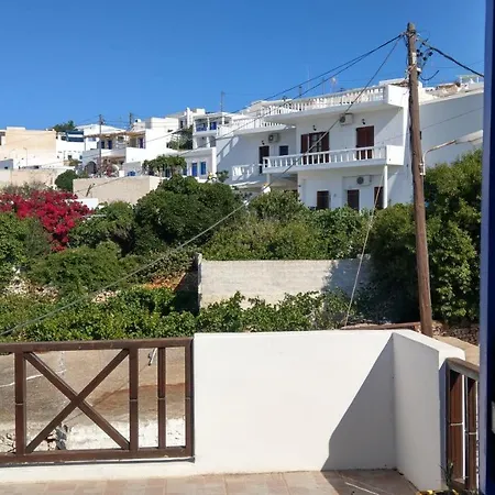 Chora Place Sikinos